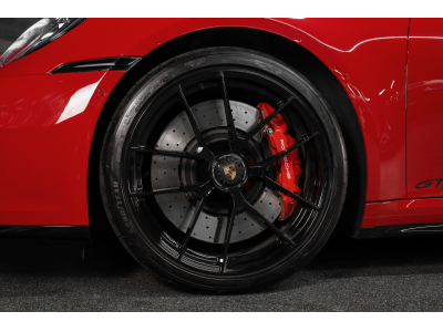 Porsche 992 .2 Targa 4 GTS PDK - ROUGE CARMIN