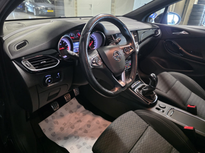 Opel Astra 1.4 150 TURBO NAVI 1 HAND