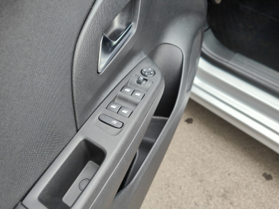 Opel Corsa 1.5 TURBO D CARPLAY BLUETOOTH CLIM CAMERA