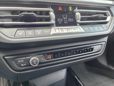 BMW 118 118iA PACK M SIEGES M GPC CARPLAY CAMERA ATTELAGE