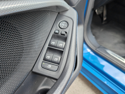 BMW 118 118iA PACK M SIEGES M GPC CARPLAY CAMERA ATTELAGE