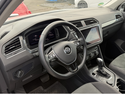 Volkswagen Tiguan 2.0 TDI 190 DSG 4MOTION R-LINE PANO NAVI