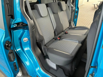 Ford Tourneo Courier 1.0i Ecoboost 126 Titanium