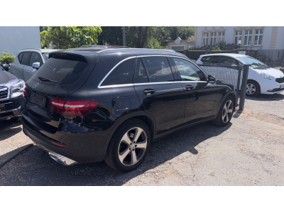 Mercedes-Benz GLC 220 d 4Matic