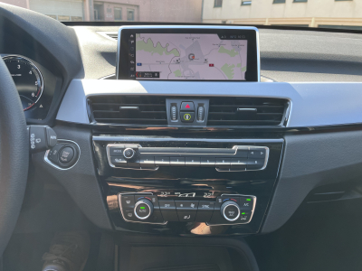 BMW X1 sDrive16dA 116PK