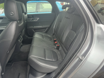 Jaguar XF JAGUAR XF 2.0 D R-SPORT PANORAMA LEDER NAVI KAMERA KEYLESS