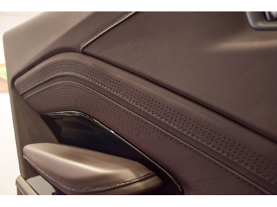 Aston Martin V8 Vantage ROADSTER - Ultramarine Black