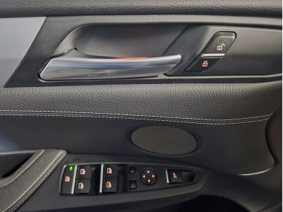 BMW X3 20D XDRIVE XLINE HEAD UP PANO CUIR NAVI 1 HAND