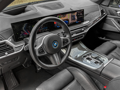 BMW X5 BMW X5 xDrive50e M Sport Pro –M SPORT SEATS - Individual Tanzanite Blue II – Merino – M Carbon – 22