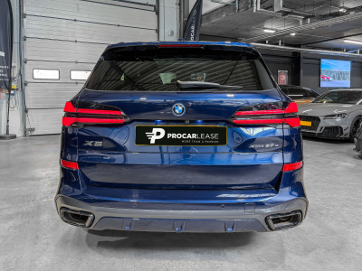 BMW X5 BMW X5 xDrive50e M Sport Pro –M SPORT SEATS - Individual Tanzanite Blue II – Merino – M Carbon – 22
