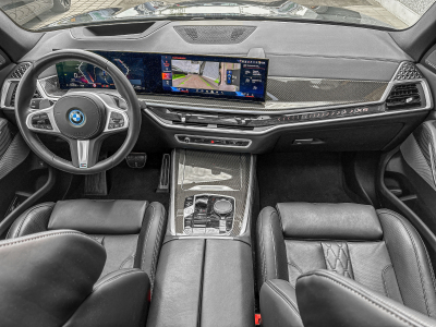 BMW X5 BMW X5 xDrive50e M Sport Pro –M SPORT SEATS - Individual Tanzanite Blue II – Merino – M Carbon – 22