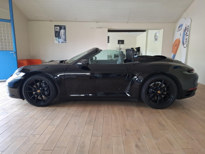 Porsche 992 911 Carrera Cabriolet PDK