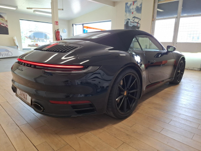 Porsche 992 911 Carrera Cabriolet PDK