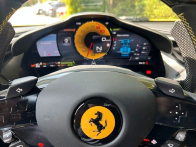 Ferrari 296 GTS spider Lift-Carbon-VOLL