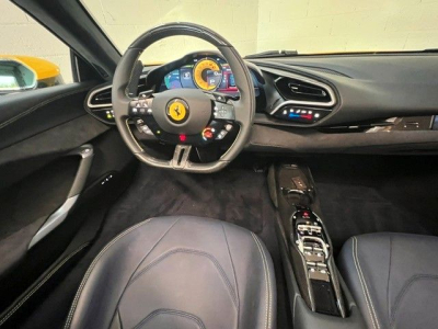 Ferrari 296 GTS spider Lift-Carbon-VOLL