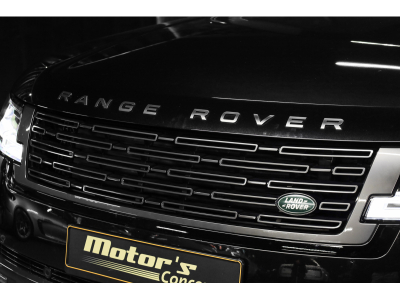 Land-Rover Range Rover P530 4.4 V8 LWB AUTOBIOGRAPHY - 7 PLACES