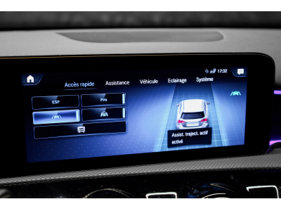 Mercedes-Benz A 220 D AMG Line