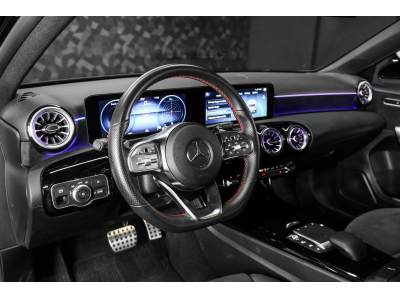 Mercedes-Benz A 220 D AMG Line