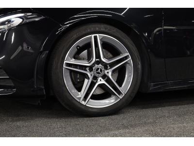 Mercedes-Benz A 220 D AMG Line