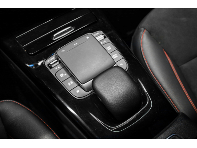 Mercedes-Benz A 220 D AMG Line