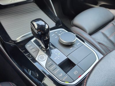BMW X4 XDRIVE20I PACK M TOIT OUVRANT CARPLAY CAMERA 360
