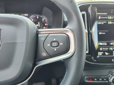Volvo XC40 D3 GEARTRONIC CARPLAY GPS CAMERA SIEGES CHAUFF
