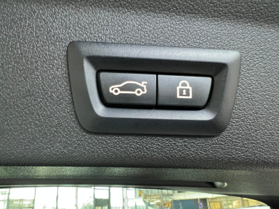 BMW 120 i SPORT LINE PAKET, CUIR, NAVI, CAMERA, LED, CARPLAY, VOLANT M, 1 HAND