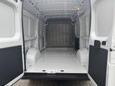 Fiat Ducato 180 AT8 L2H2 Navy/Klimaauto