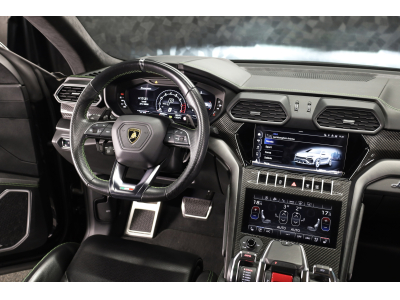 Lamborghini Urus V8 - AKRAPOVIC