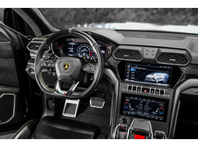 Lamborghini Urus V8 - AKRAPOVIC