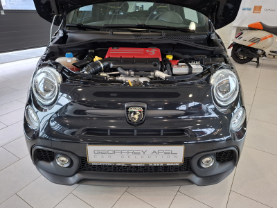 Abarth 595 1.4 T-JET 165 SCORPIONEORO 1 OF 2000 BEATS CUIR NAVI 1 HAND
