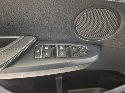 BMW X3 XDRIVE 28i Pack M, CUIR, NAVI, PANORAMA, 4*4, BLUETOOTH, ALU 19'', GARANTIE, CARNET D'ENTRETIEN