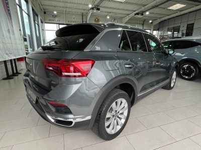 Volkswagen T-Roc 1.5 TSI 150 DSG STYLE,VIRTUAL, KAMERA,NAVI, CARPLAY, LED, CUIR,1 HAND