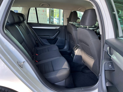 Skoda Octavia 1.6 TDI 116 NAVI, PDC,CARPLAY,ALU 16''