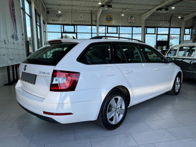 Skoda Octavia 1.6 TDI 116 NAVI, PDC,CARPLAY,ALU 16''