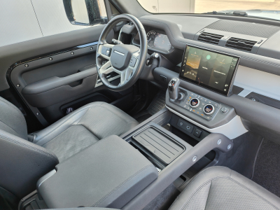 Land-Rover Defender 90 D250 TOIT OUVRANT CARPLAY CAMERA 360 CUIR