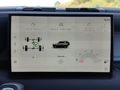 Land-Rover Defender 90 D250 TOIT OUVRANT CARPLAY CAMERA 360 CUIR