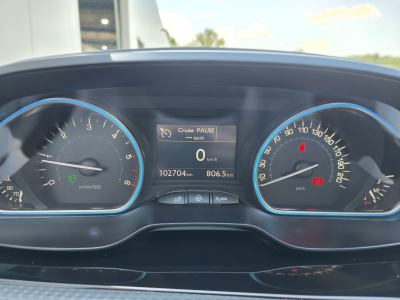 Peugeot 2008 1.6 HDI CARPLAY TOIT PANO SEMI-CUIR GPS BLUETOOTH