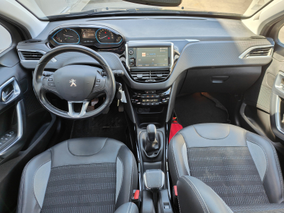 Peugeot 2008 1.6 HDI CARPLAY TOIT PANO SEMI-CUIR GPS BLUETOOTH