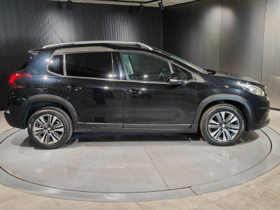 Peugeot 2008 1.6 HDI CARPLAY TOIT PANO SEMI-CUIR GPS BLUETOOTH