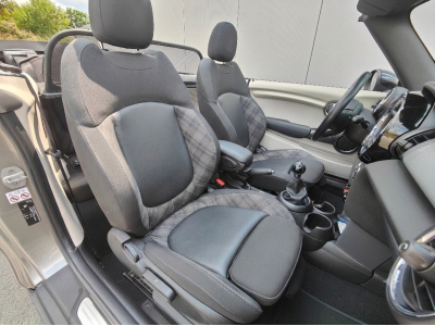MINI Cooper Cabrio 1.5i BLUETOOTH GPS SIEGES CHAUFF RADAR ARR