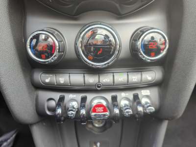 MINI Cooper Cabrio 1.5i BLUETOOTH GPS SIEGES CHAUFF RADAR ARR