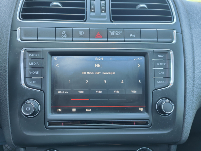 Volkswagen Polo 1.2 TSI DSG TOIT OUVRANT BLUETOOTH GPS RADAR AV/ARR CLIM AUTO