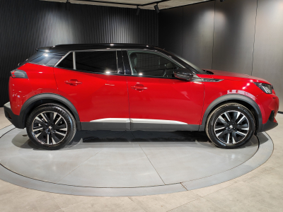 Peugeot 2008 1.5 HDI GT-LINE EAT8 CARPLAY CAMERA 360 TOIT OUVRANT