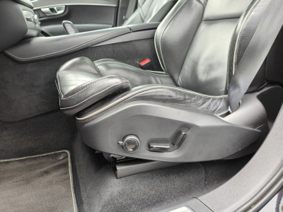 Volvo XC90 B5 AWD R-DESIGN 7 PLACES TOIT OUVRANT CARPLAY CAMERA