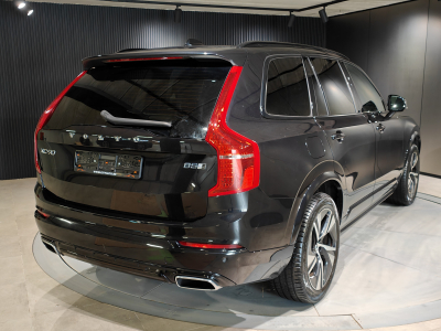 Volvo XC90 B5 AWD R-DESIGN 7 PLACES TOIT OUVRANT CARPLAY CAMERA