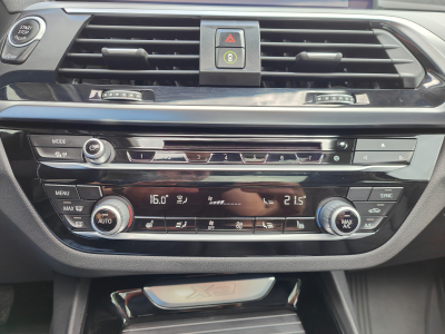 BMW X3 XDRIVE20D TOIT OUVRANT CUIR GPS BLUETOOTH CAMERA
