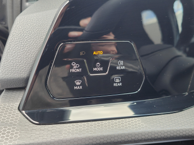 Volkswagen Golf GTI 2.0 TSI DSG CARPLAY ECLAIRAGE AMBIANCE GPS LED