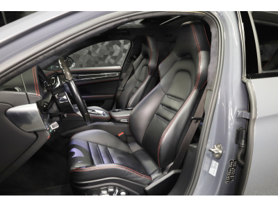 Porsche Panamera GTS Sport Turismo