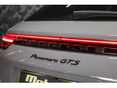 Porsche Panamera GTS Sport Turismo
